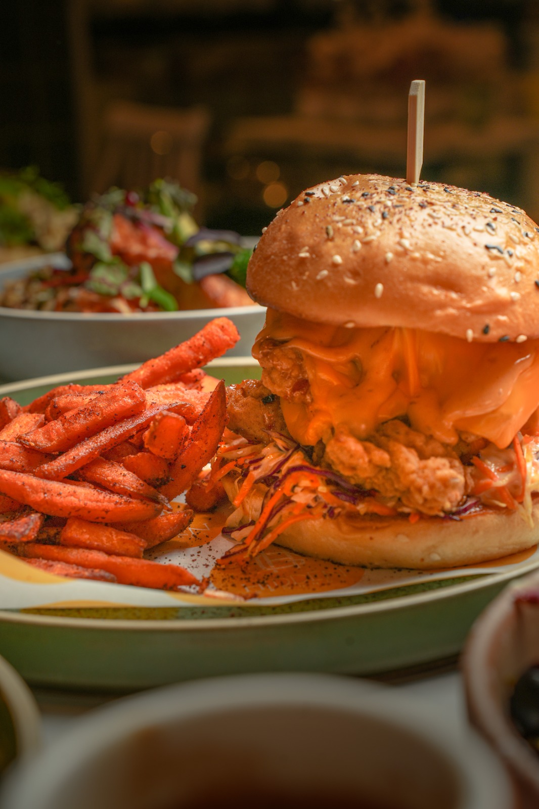Crispy chicken burger